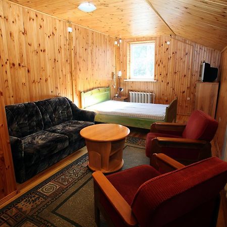 Babrungenai Eaklimu Kaimo Turizmo Sodyba Iesnale旅馆 外观 照片